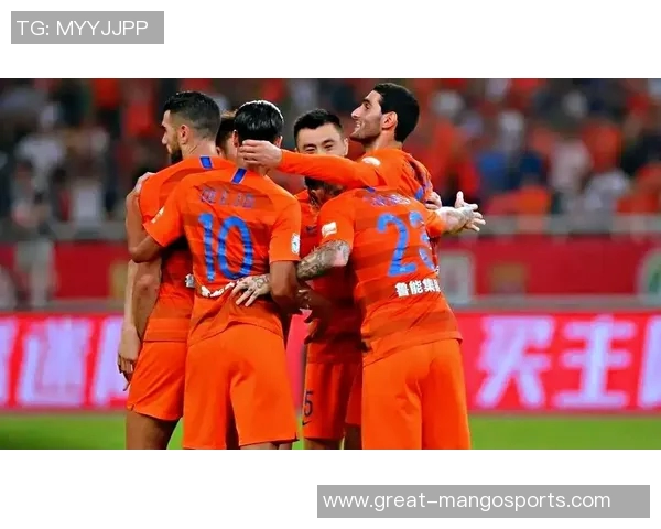 鲁能主场迎战亚泰展现强大实力以2比0完胜对手收获宝贵三分